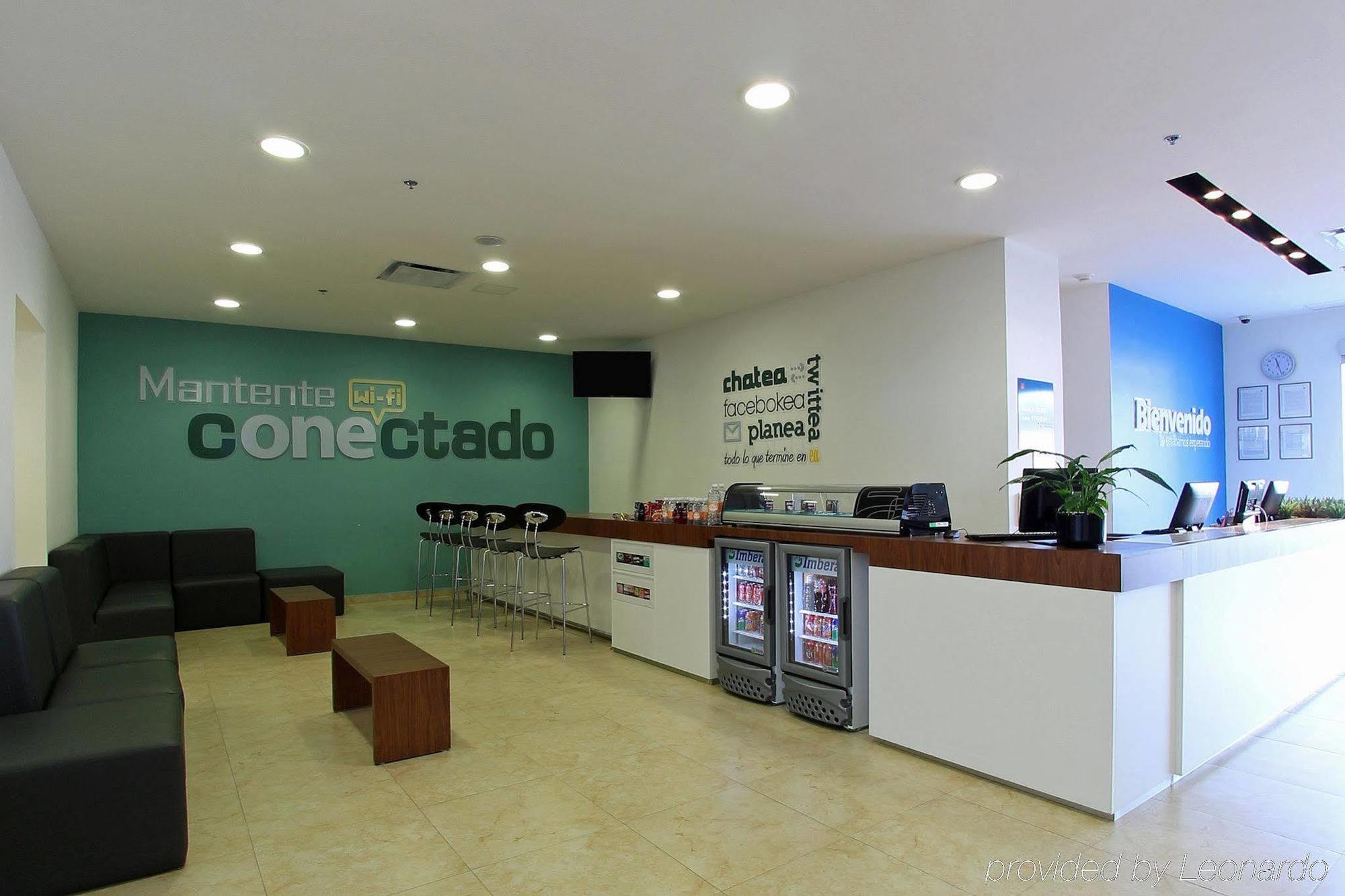 One Queretaro Centro Sur Hotel Интериор снимка