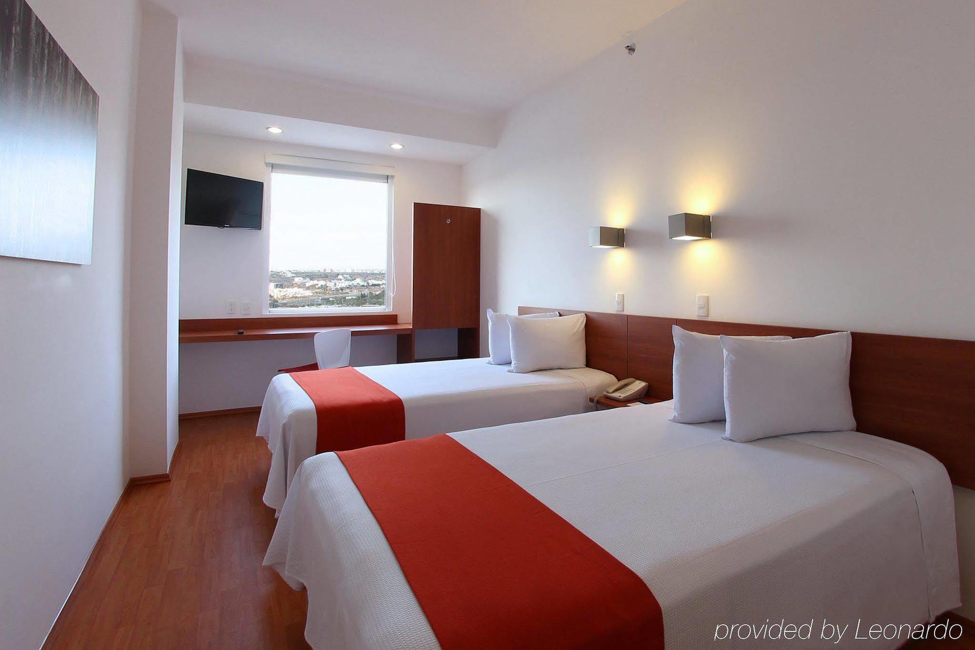 One Queretaro Centro Sur Hotel Екстериор снимка